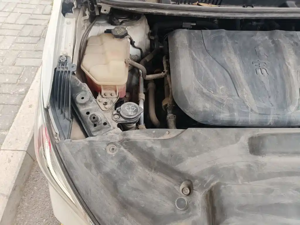 BYD MAX — миниатюра 20