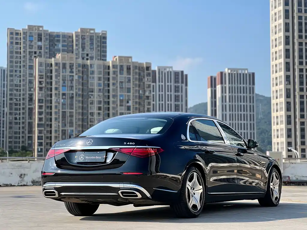 Mercedes-Benz S-Class — миниатюра 12