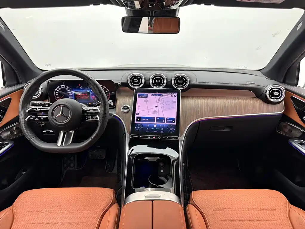 Mercedes-Benz GLC — миниатюра 10
