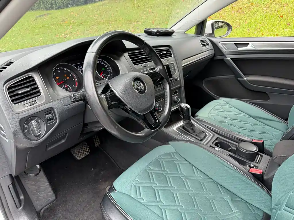 Volkswagen Golf — миниатюра 7