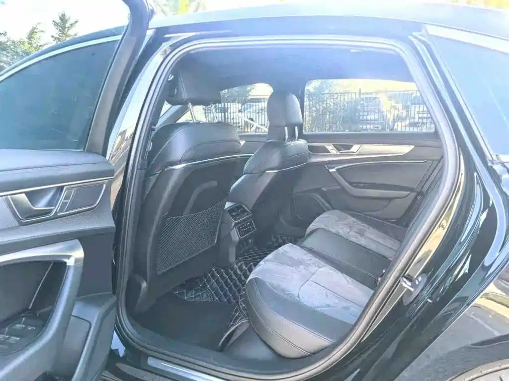 Audi A6L — миниатюра 6