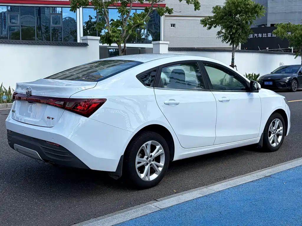 MG MG GT — миниатюра 6