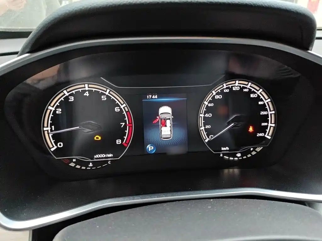 Geely Binyue — миниатюра 4