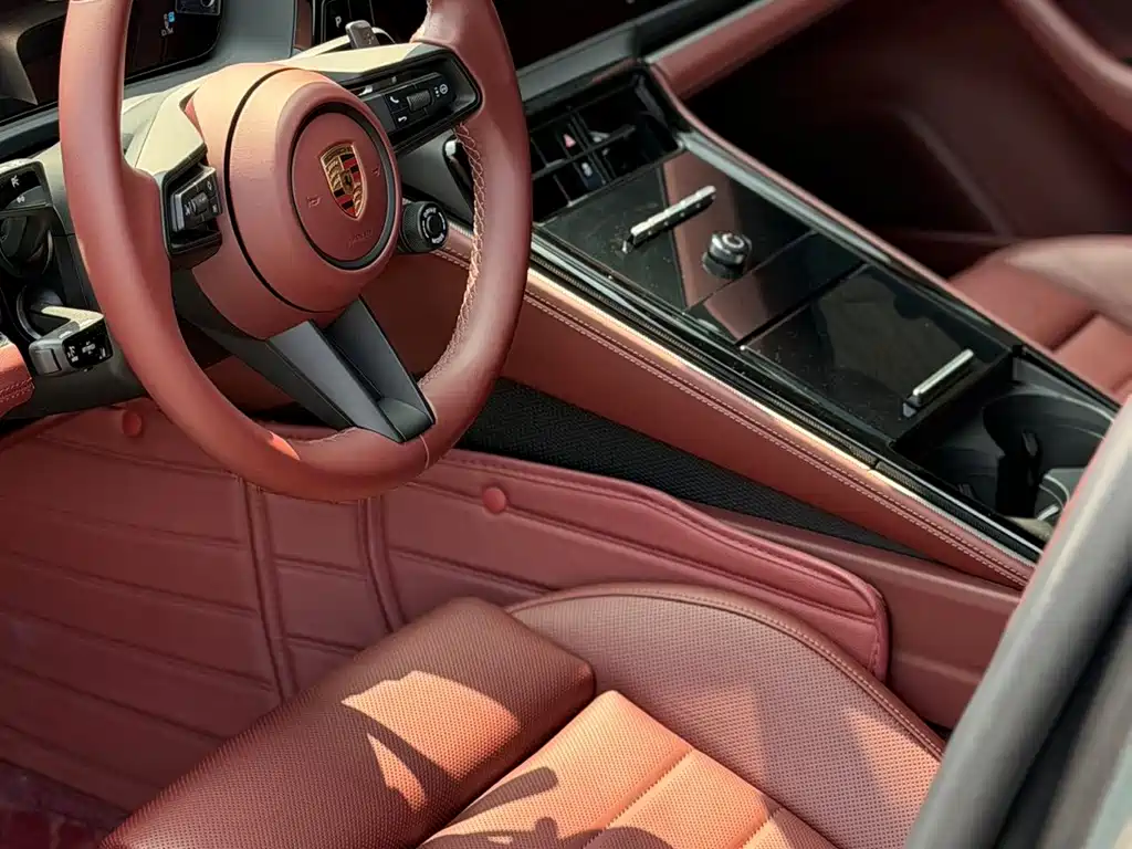 Porsche Panamera — миниатюра 5