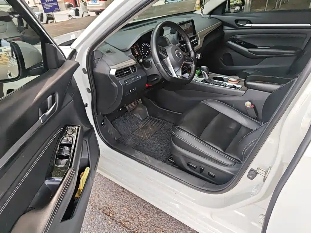 Nissan Teana — миниатюра 12