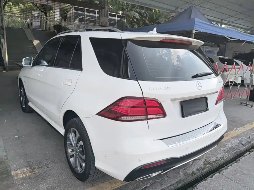 Mercedes-Benz GLE (Import) — миниатюра 5