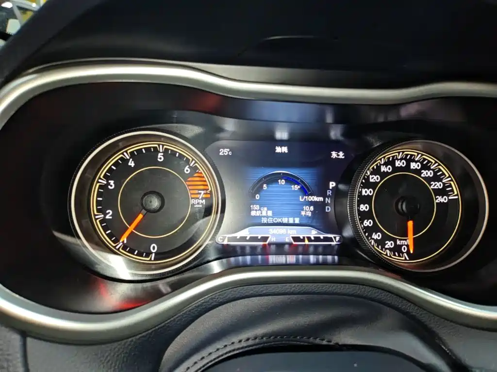 Jeep Cherokee — миниатюра 12