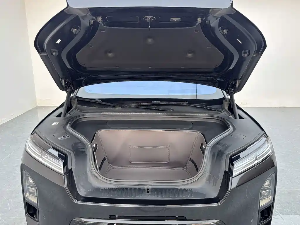NIO ES8 — миниатюра 4