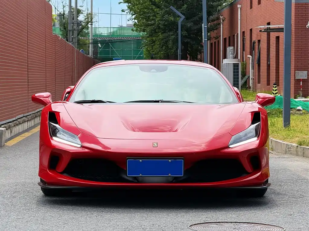Ferrari F8 — миниатюра 2