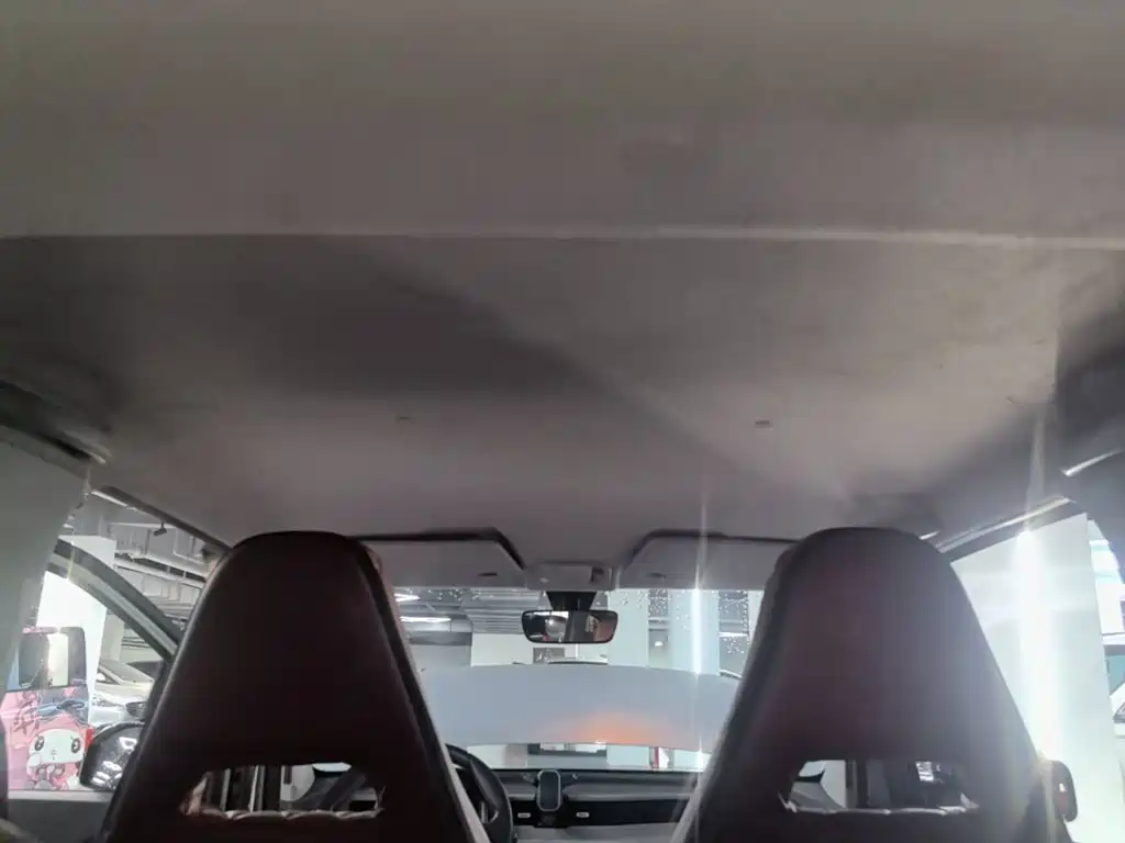 Wuling MINIEV — миниатюра 18