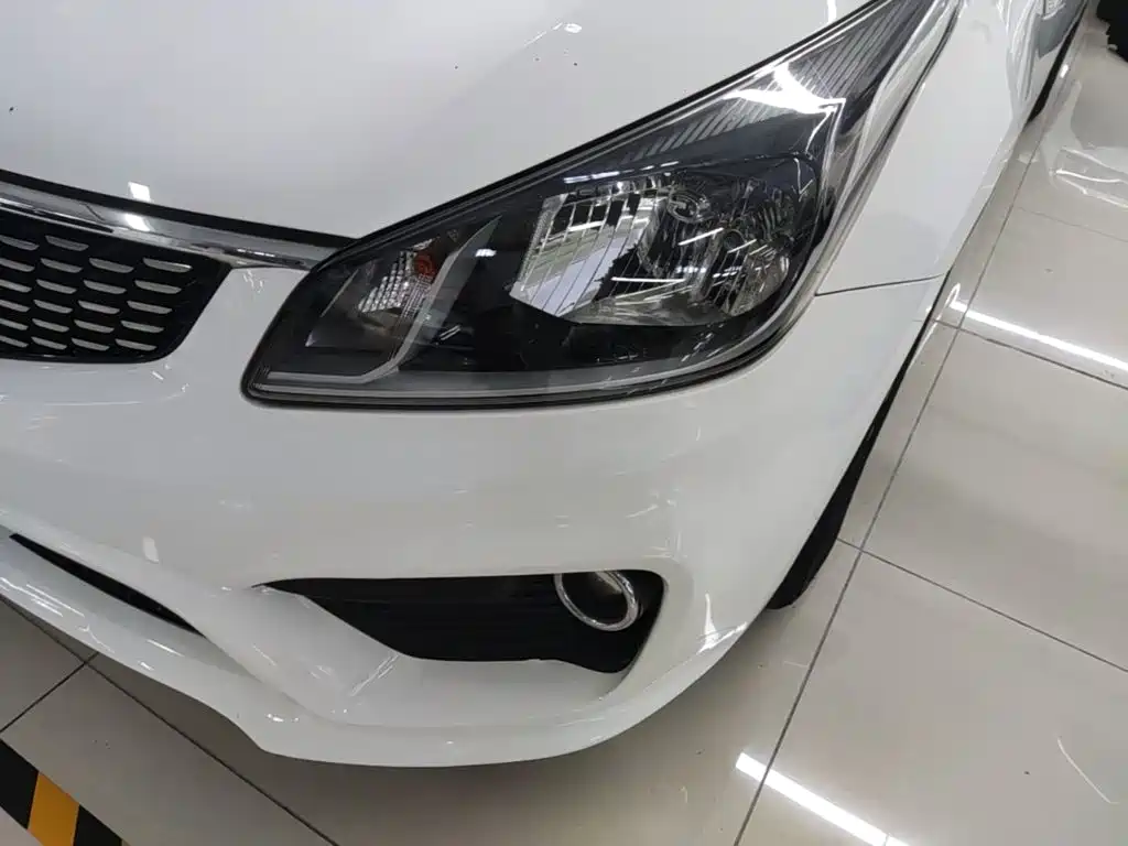 Kia K2 — миниатюра 24