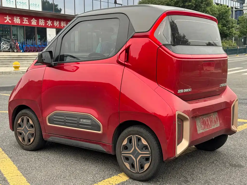 Baojun E200 — миниатюра 7