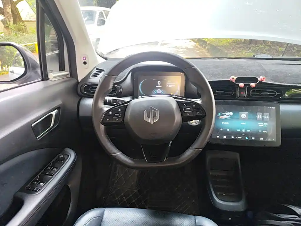 Leapmotor Leapmotor T03 — миниатюра 11