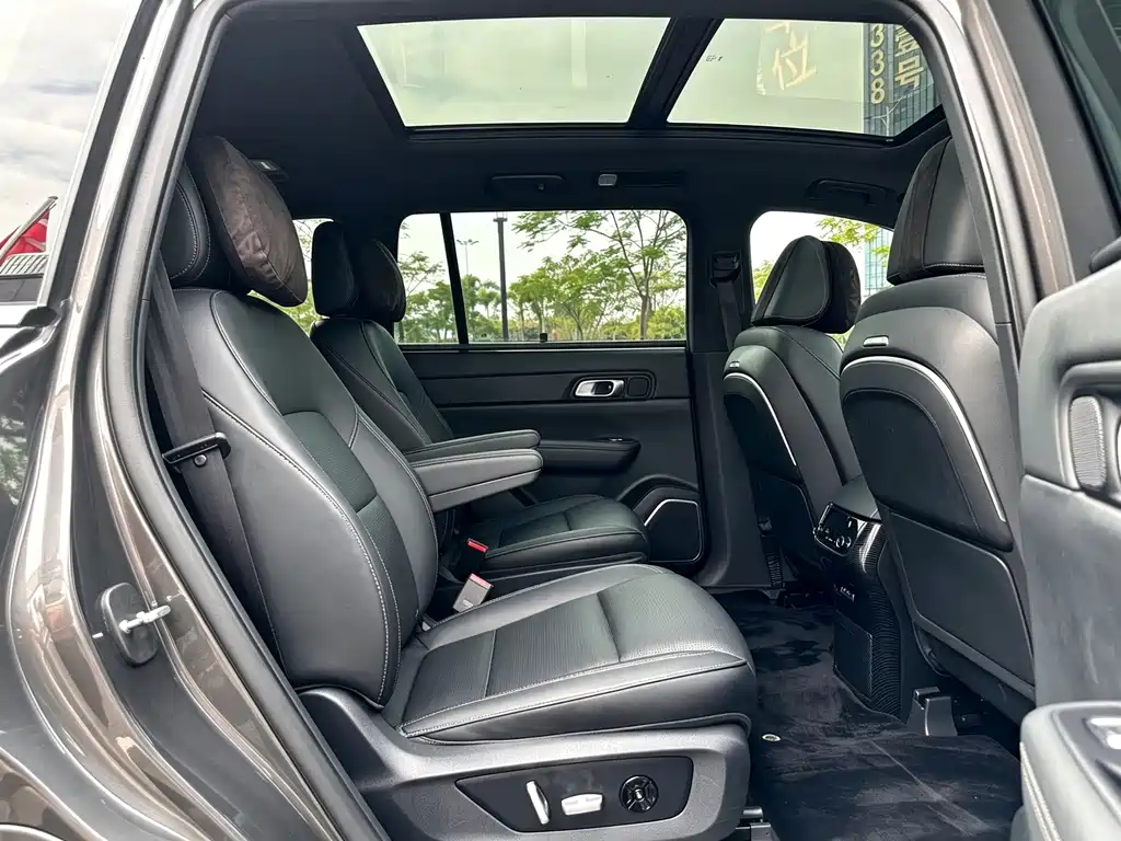 Li Auto Li ONE — миниатюра 11