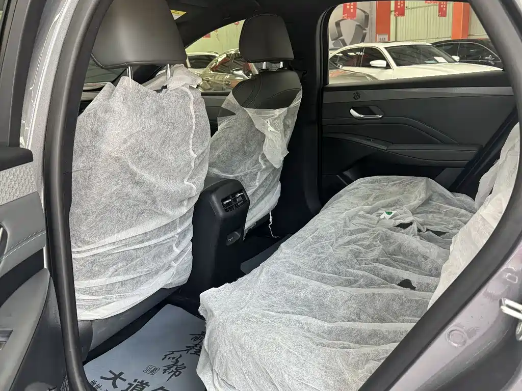 BYD Qin Plus PLUS 2026 DM-i 128KM