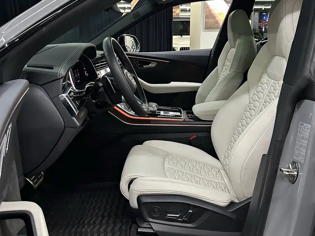 Audi RS Q8 — миниатюра 9
