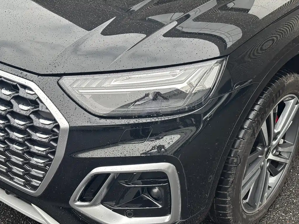 Audi Q5L Sportback — миниатюра 13
