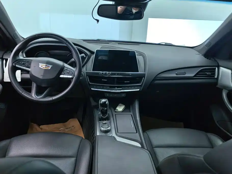 Cadillac CT5 — миниатюра 12
