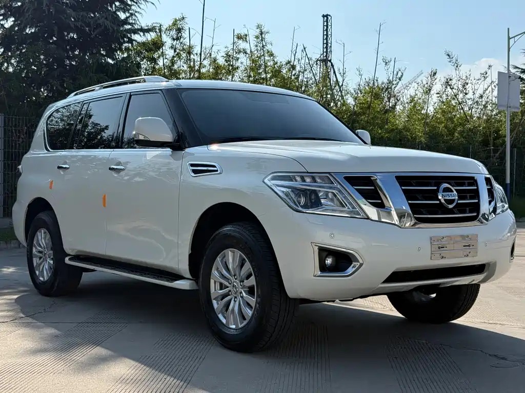 Nissan Patrol — миниатюра 3