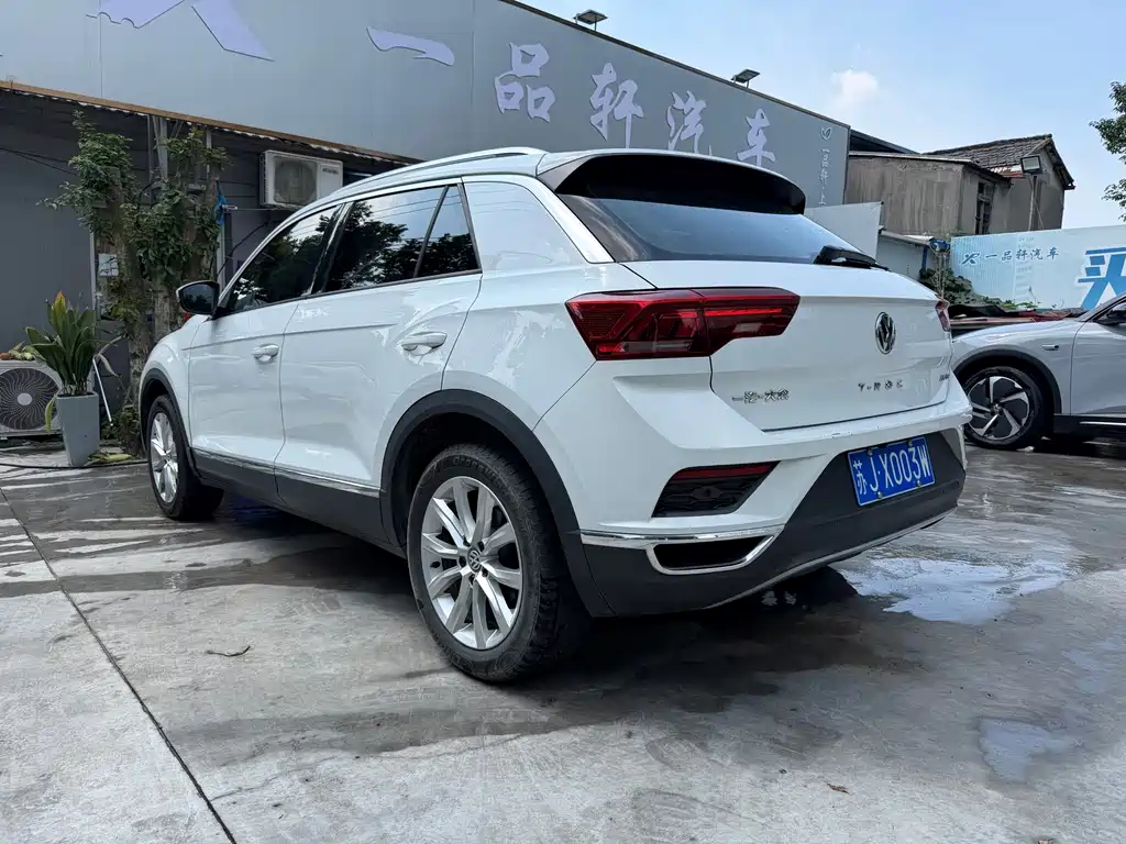 Volkswagen T-Roc — миниатюра 5