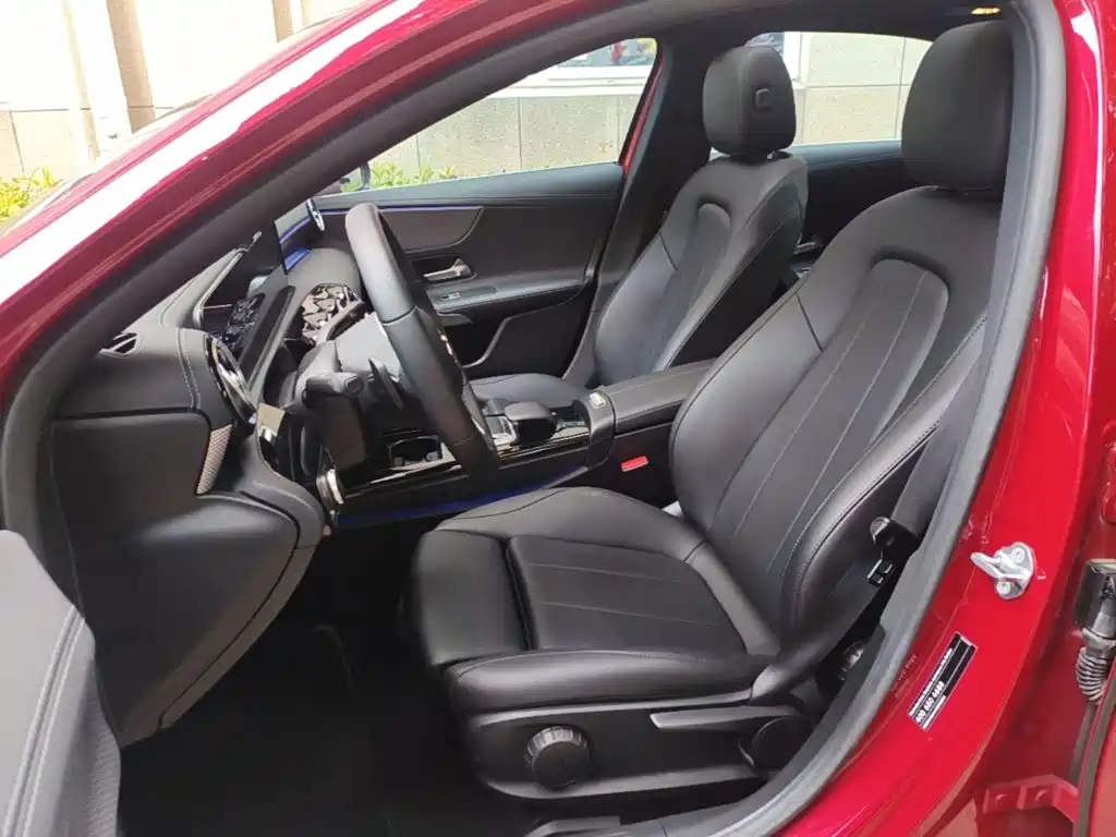 Mercedes-Benz A-Class — миниатюра 15
