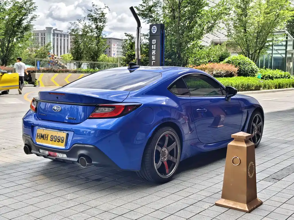 SUBARU BRZ
