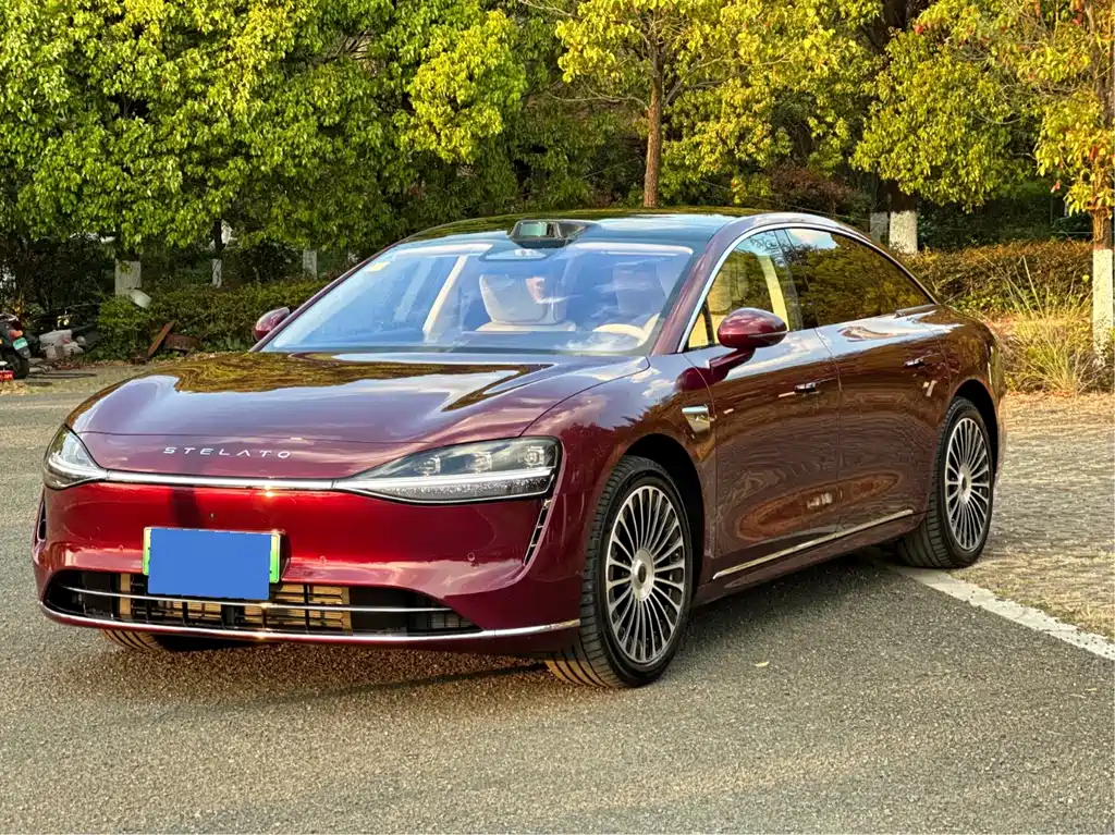 AITO ENJOY THE WORLD S9