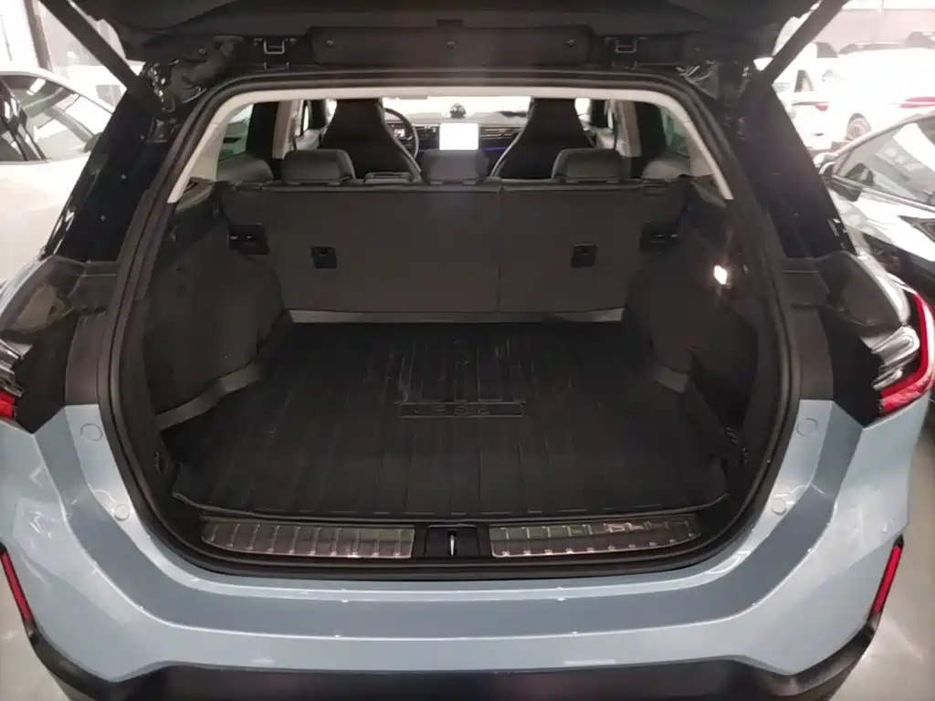 NIO ES6 — миниатюра 19