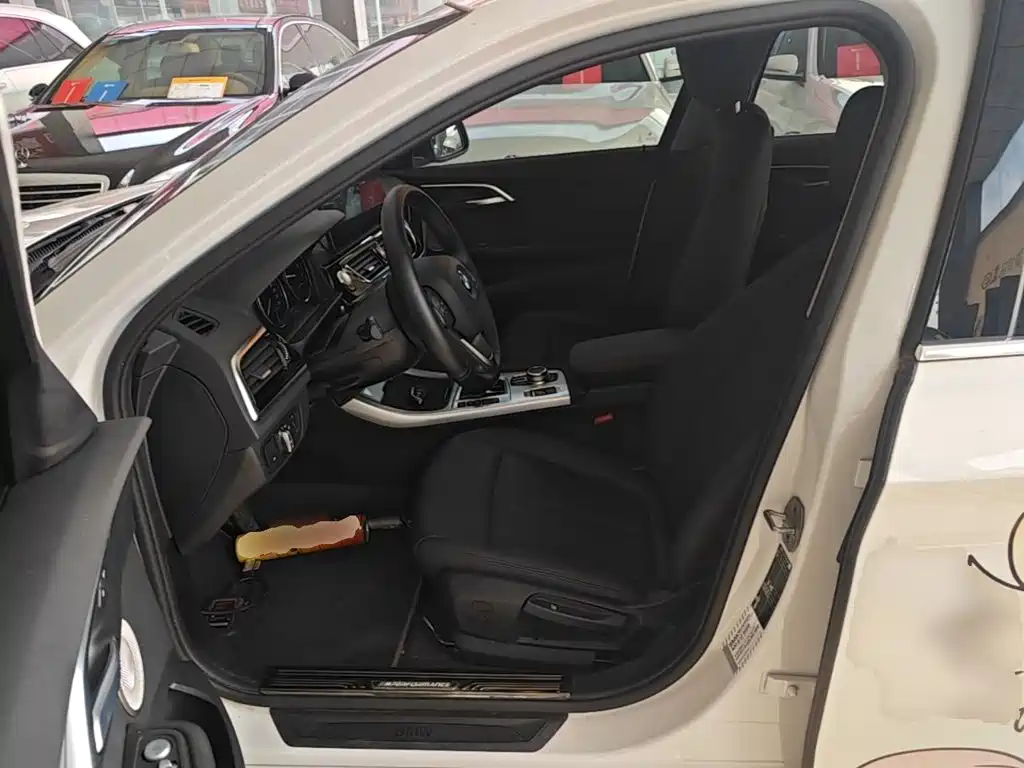 BMW 1 Series — миниатюра 15