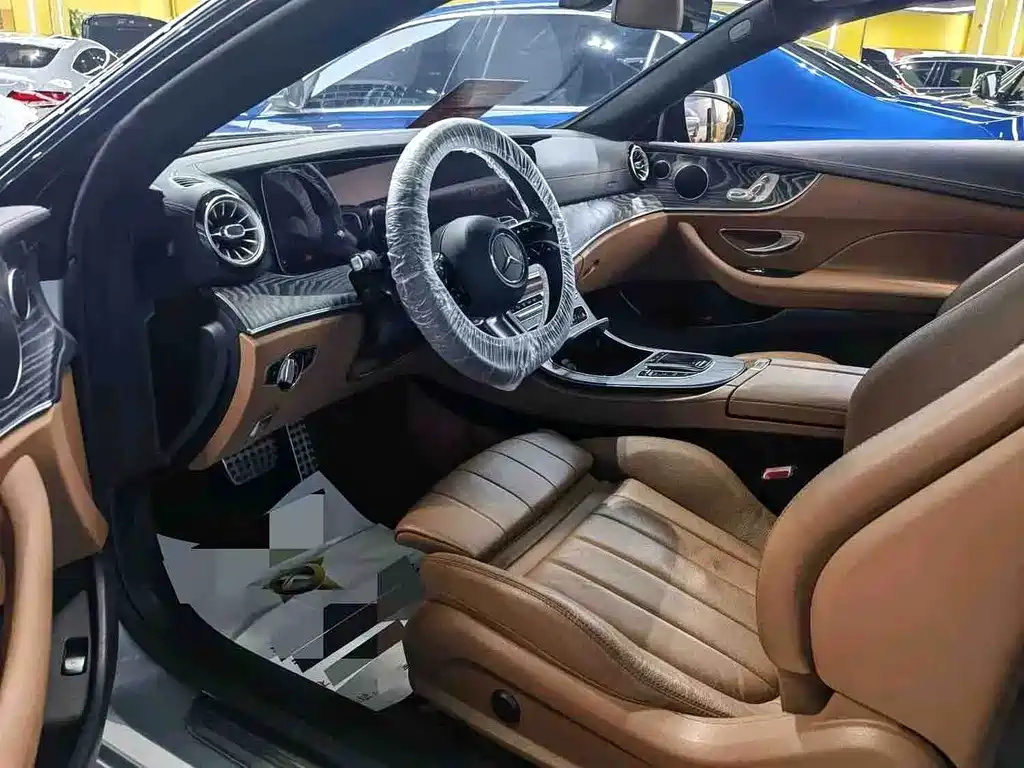 Mercedes-Benz E-Class (Import) — миниатюра 3