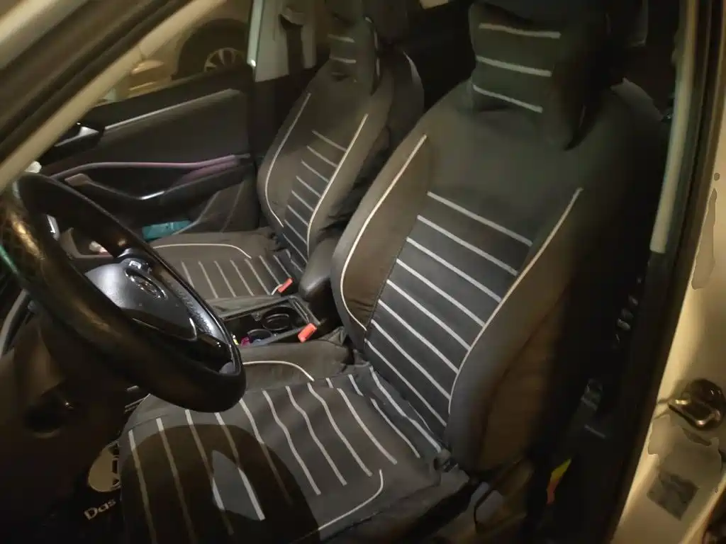 Volkswagen Sagitar — миниатюра 8