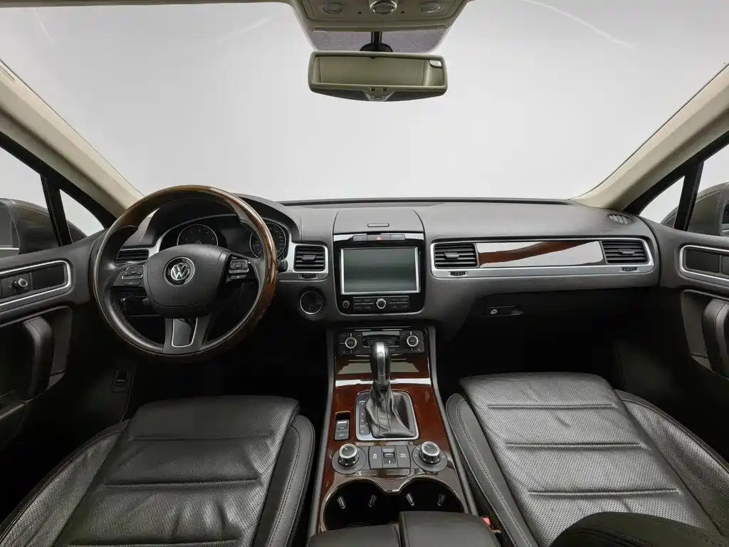 Volkswagen Touareg — миниатюра 5
