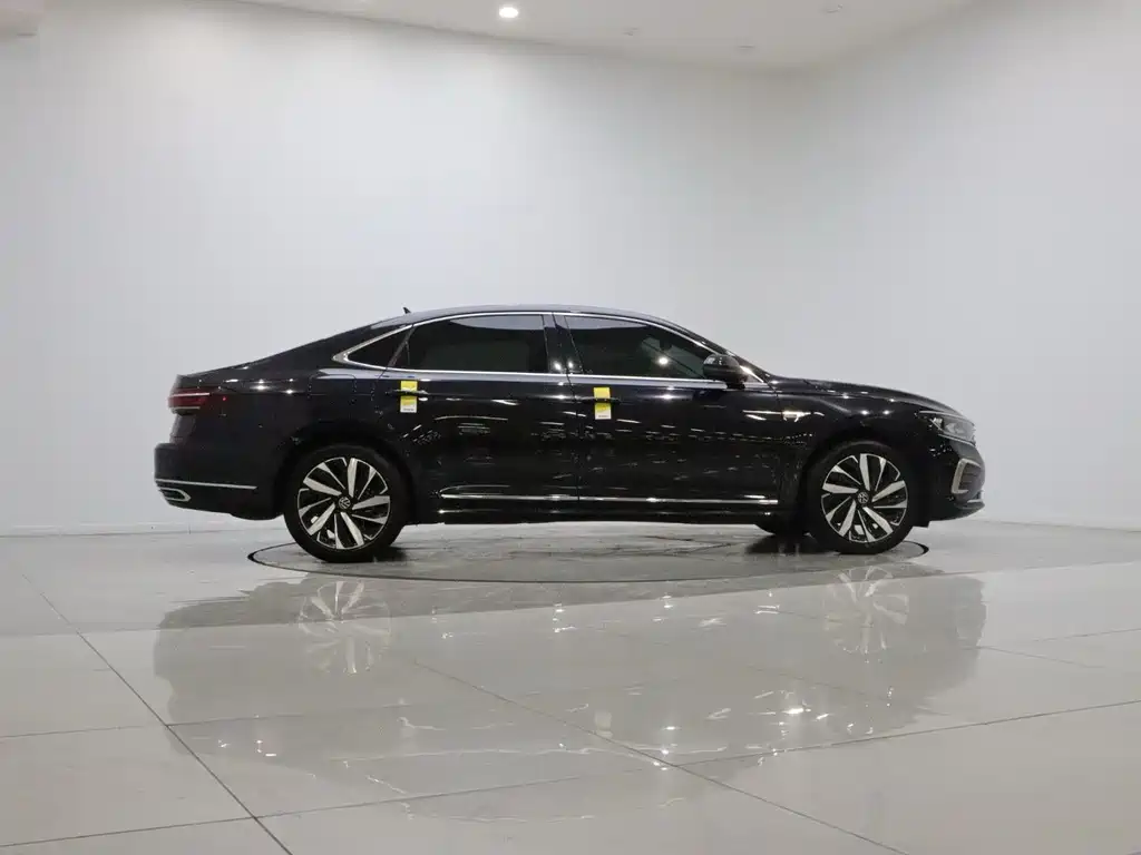 Volkswagen Passat — миниатюра 7