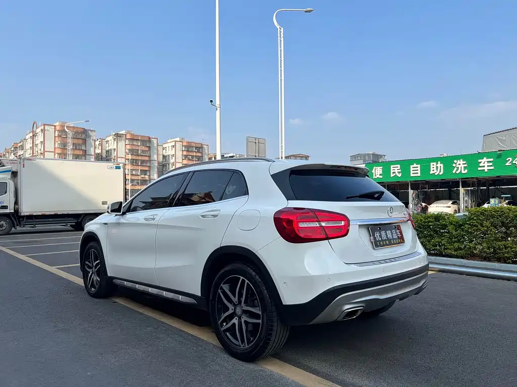 Mercedes-Benz GLA — миниатюра 6