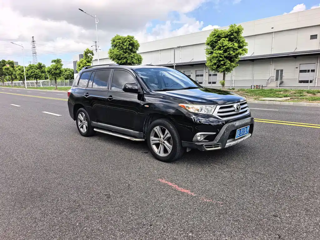 Toyota Highlander — миниатюра 3