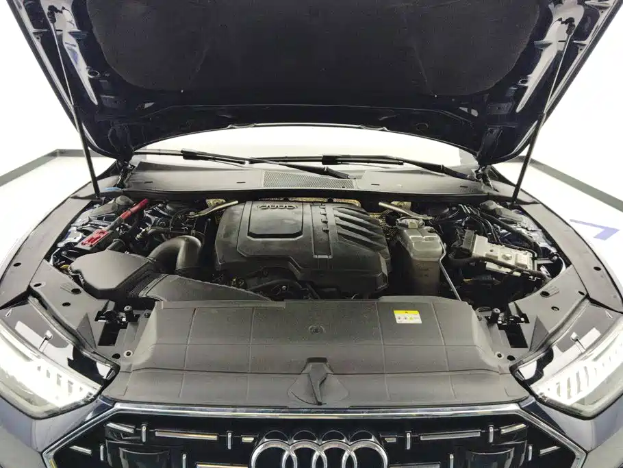 Audi A7L — миниатюра 10