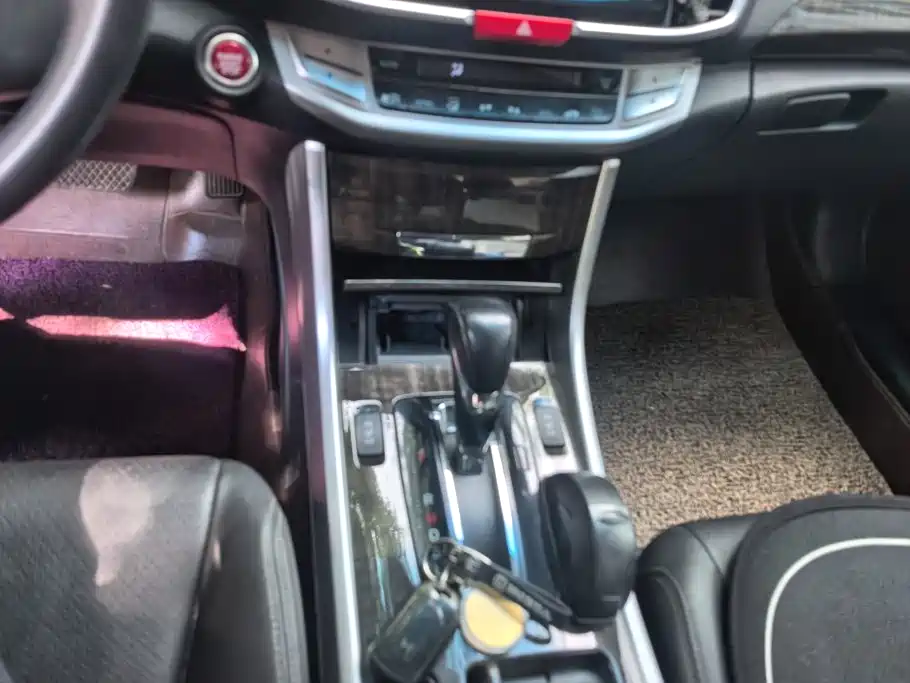 Honda Accord — миниатюра 15