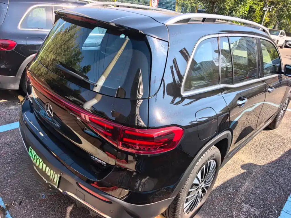Mercedes-Benz EQB — миниатюра 9