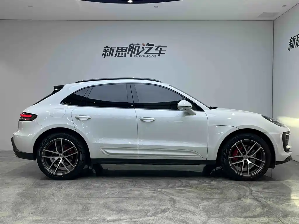 Porsche Macan — миниатюра 4