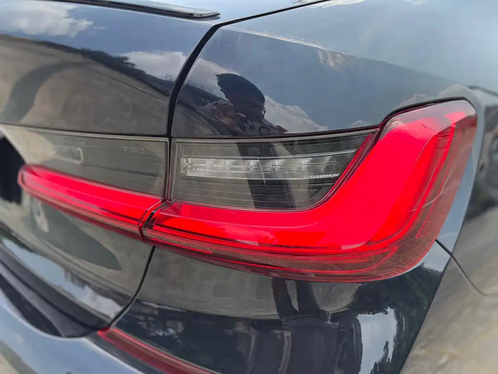 BMW 3 Series — миниатюра 19