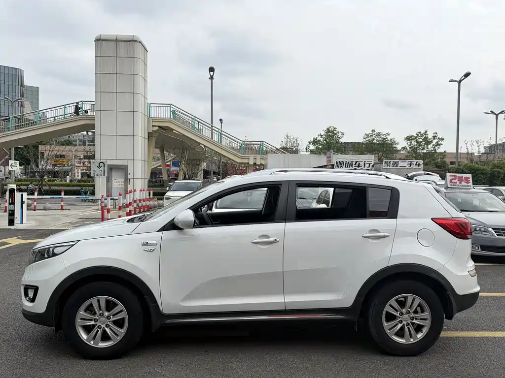 Kia Sportage — миниатюра 17