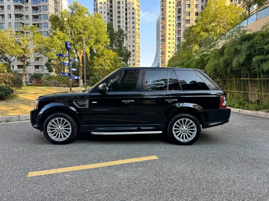 Land Rover Sport — миниатюра 3