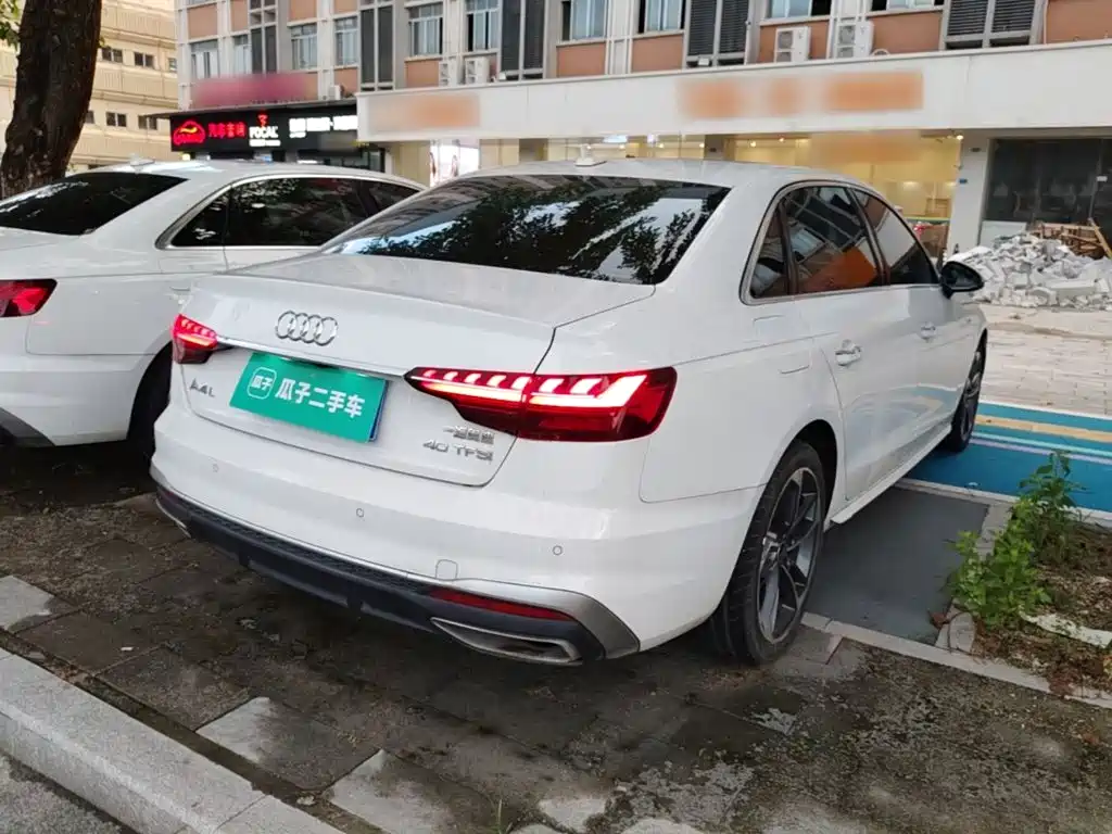 Audi A4L — миниатюра 7