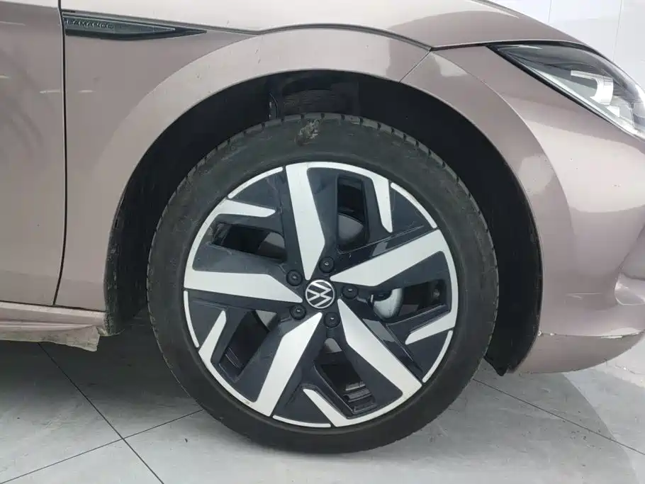 Volkswagen Lamando — миниатюра 6