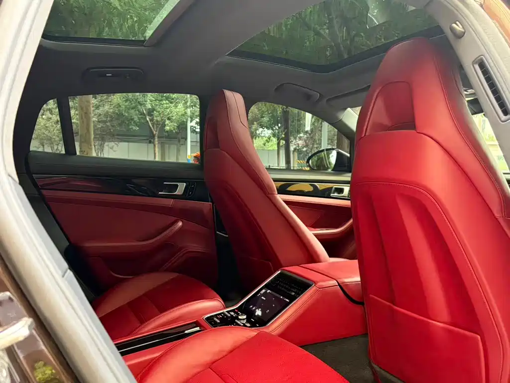Porsche Panamera — миниатюра 6