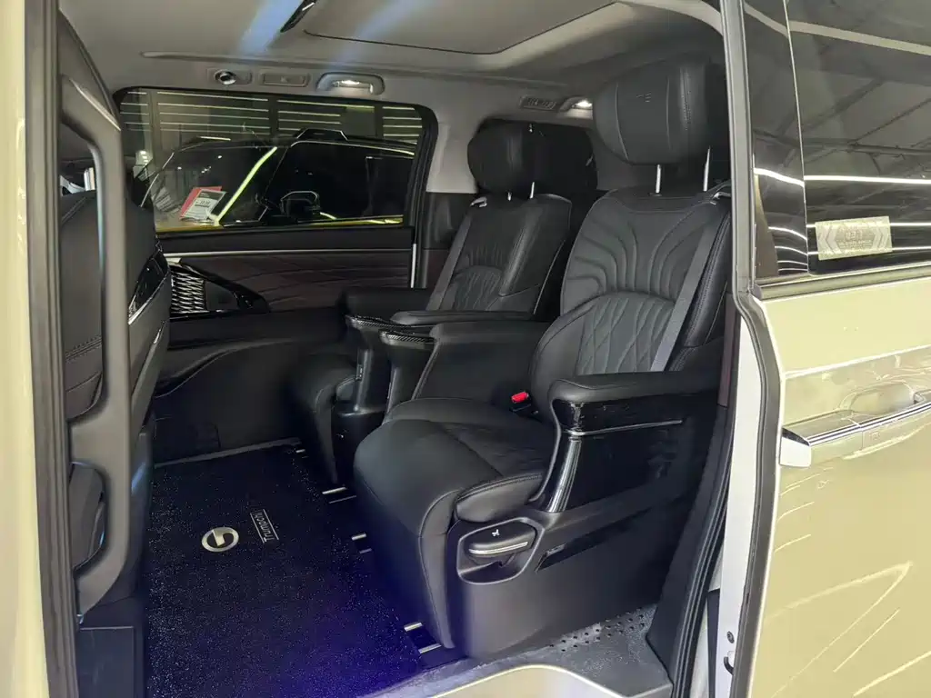 GAC Motor Trumpchi M8 — миниатюра 7