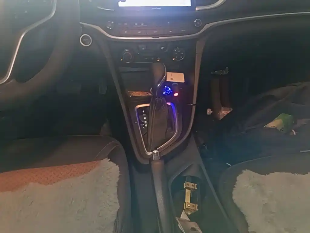 Buick Excelle — миниатюра 14