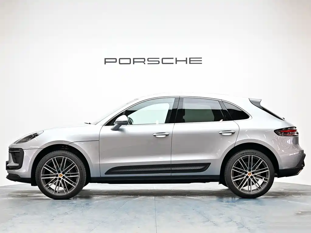 Porsche Macan — миниатюра 3