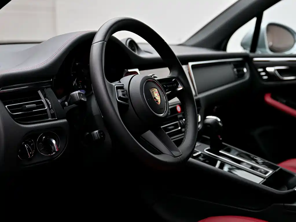 Porsche Macan — миниатюра 9