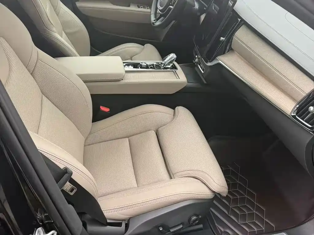 Volvo S90 — миниатюра 8